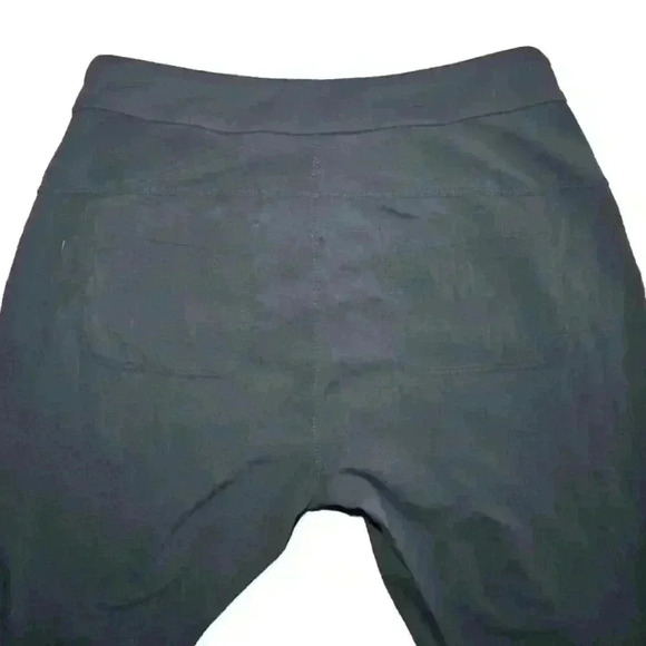 Athleta Womens Gray Trekkie Cropped Pant 6 - Picture 5 of 14